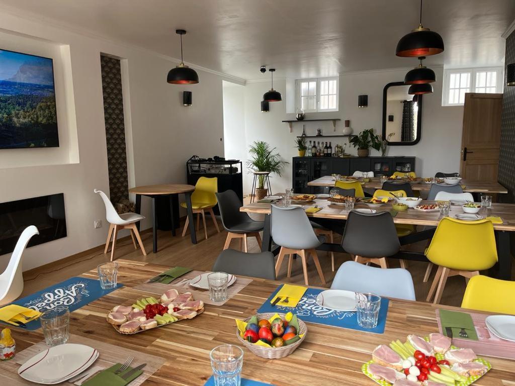 Pontfarcy La Maison Des Amis En Normandie المظهر الخارجي الصورة